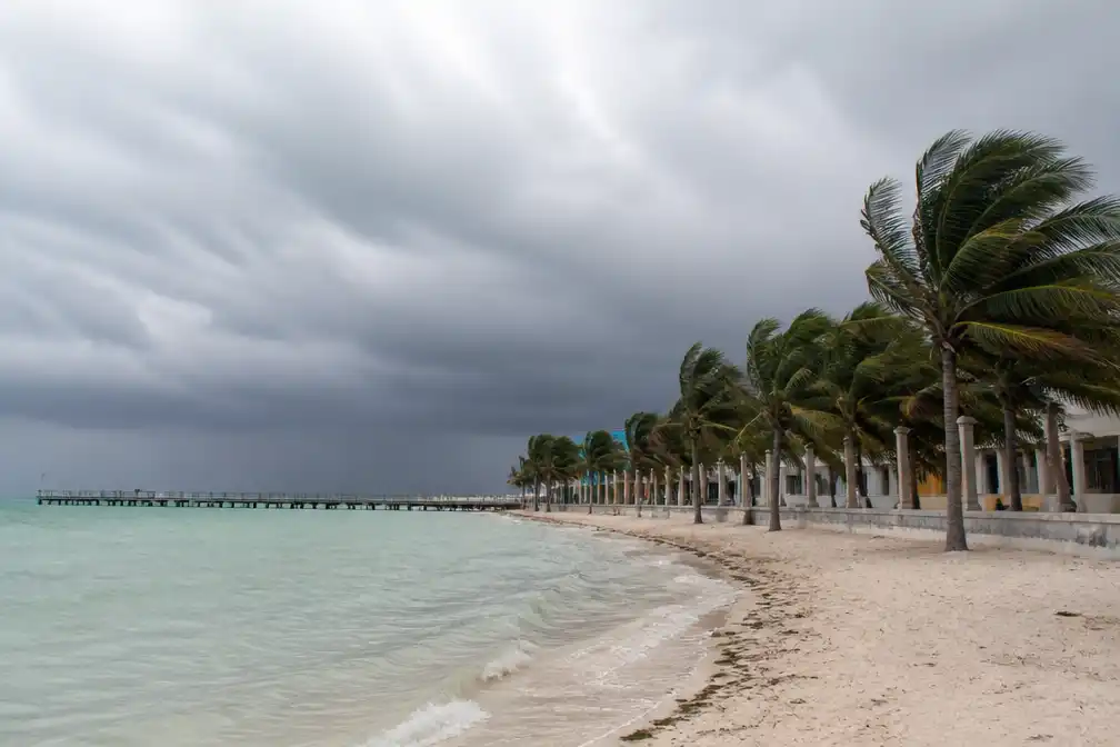 Tropische storm Isaias ontstaat voor kust van Mexico en wordt mogelijk orkaan